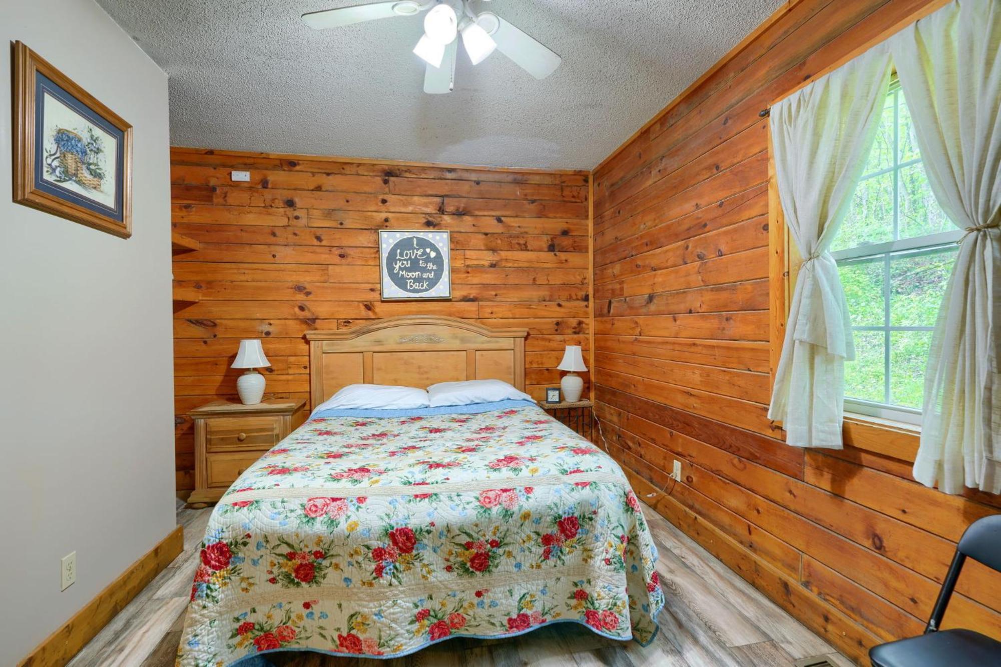 Blue Rose Cabins - Rosebud Cabin Логан Экстерьер фото